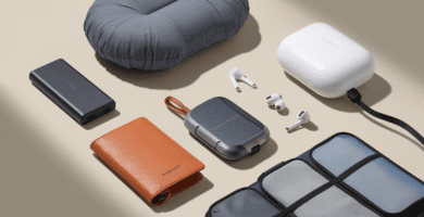 7 Essential Travel Gifts for Jetsetters