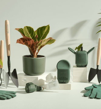 Best Gardening Gifts for Green Thumbs in 2025